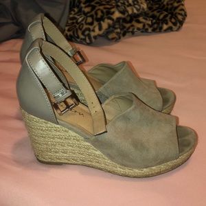 Taupe Suede Wedges :)